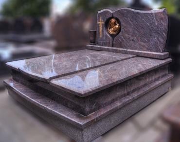 Nagrobki podwójne 19