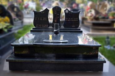 Nagrobki podwójne 26