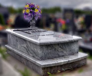 Nagrobki pojedyncze 8