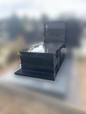 Nagrobki pojedyncze 36